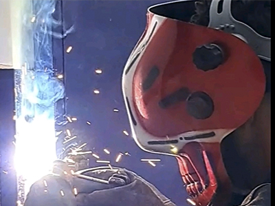 Cerrajeria y carpinteria metalica